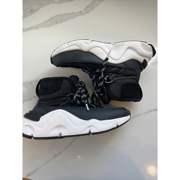 Sorel Women's Kinetic RNEGD Storm Winter Waterproof Boot Black Sz US 5 - Picture 8 of 11